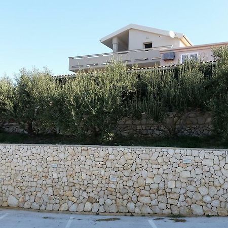 Apartments With A Parking Space Kolan, Pag - 16482 Εξωτερικό φωτογραφία
